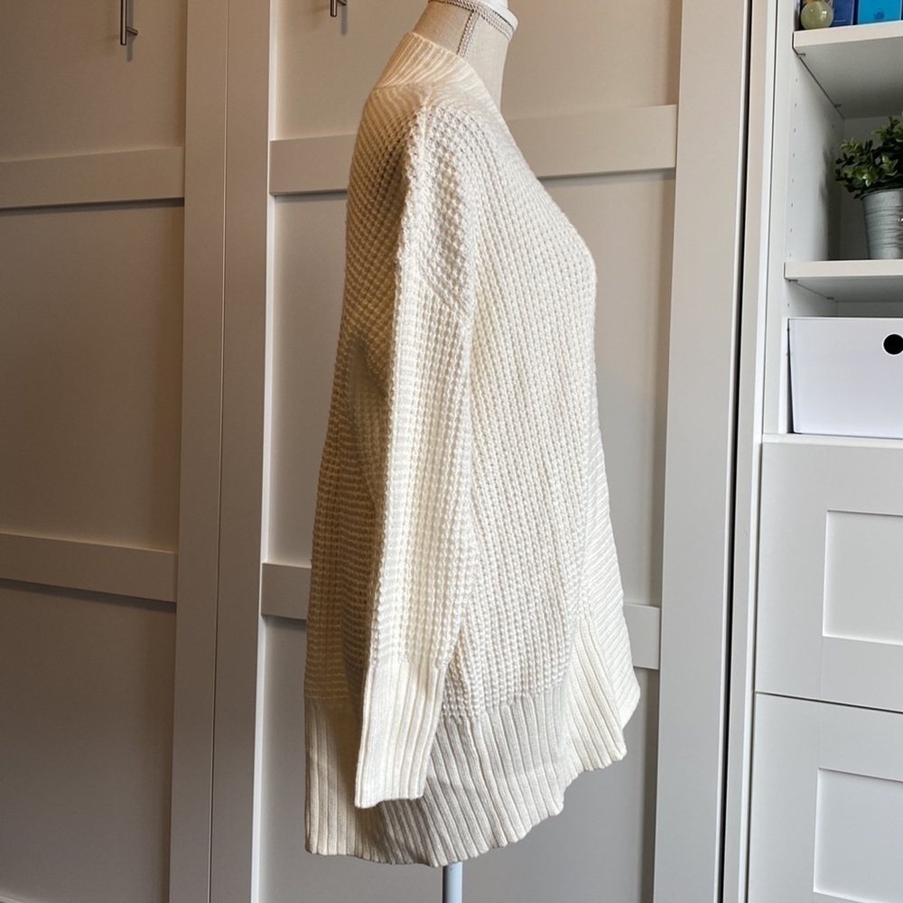 Torrid - Waffle Cardigan Sweater in Ivory - Picture 3 of 13